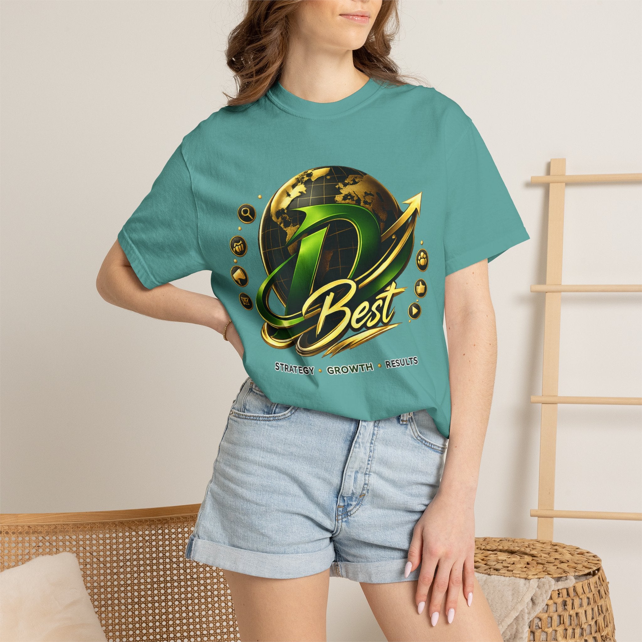 D Best Globe Arrow logo T-shirt | Strategy Growth Results tee